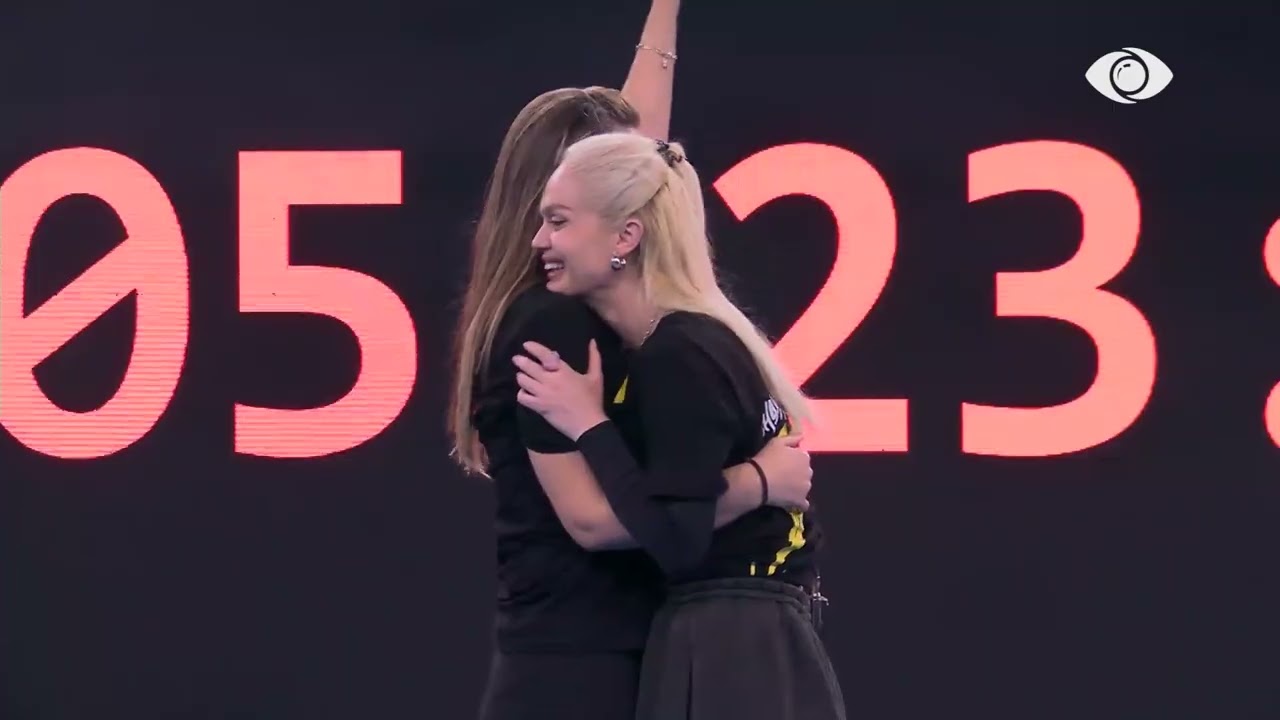 “Hajde puthe pak te qafa”/ Ironi mes Valbonës dhe Eglit, ndërhyn Gjesti: E di që vdes pas meje