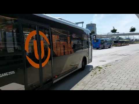 Qbuzz U-Link 4517 als lijn 74 naar van Duvenvoorderstraat Vianen