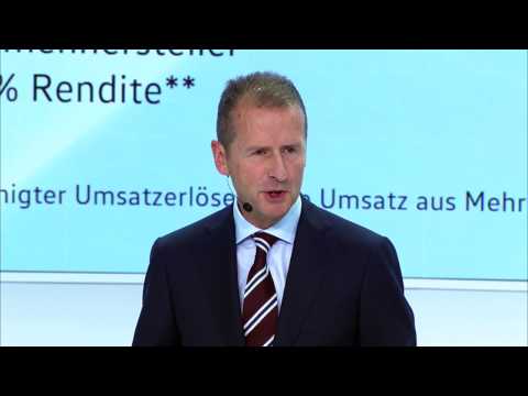 Volkswagen strategy TRANSFORM 2025+ press conference