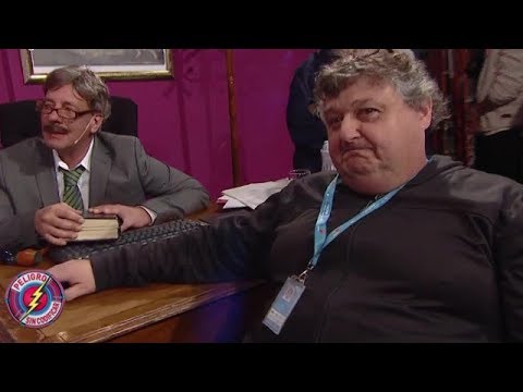 ¡Escándalo! Desfile de arrepentidos espontáneos - Peligro Sin Codificar