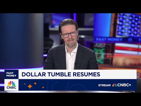 Avoid U.S. dollar, 'dramatic' asset allocation shift underway, says currency expert Jens Nordvig