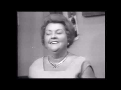 Tante Leen - Ik ben moeders mooiste niet