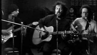 Boneyard : Worn out shoes