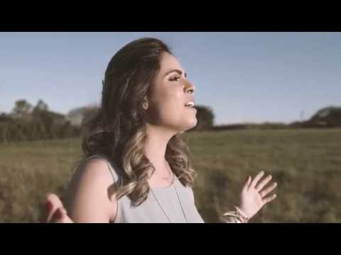 Evelyn Soeiro - Uma Nova Vida Floresce