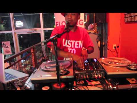 Dell Curry Parties With DJ Dummy