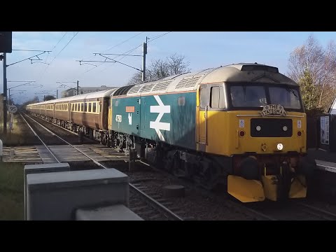 47593 Galloway Princes & 47805  Roger Hosking ma passing through Kingsknowe with 1Z63
