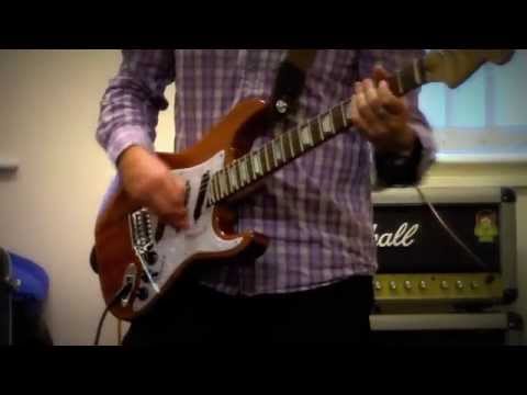 Bulldog Guitars - Honeyman Jam