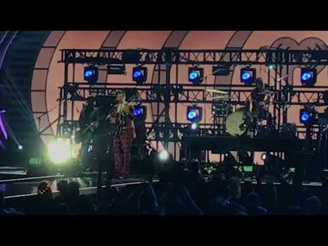 Harry Styles - Two Ghosts - iHeart Radio Music Festival 2017