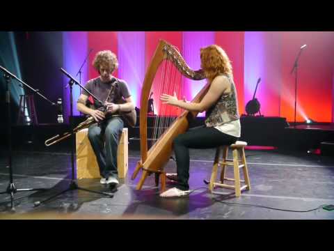 Isaac Alderson and Lisa Canny - The Wind that Shakes the Barley