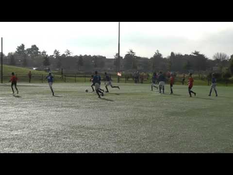 10 okt 2015 V.V. De Meern C4 - Houten C4 com 3-2 Delano rondt mooie een twee met Roel af