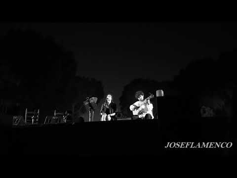 Alba Molina y Joselito Acedo interpretan "Todo es de color" de Lole y Manuel.