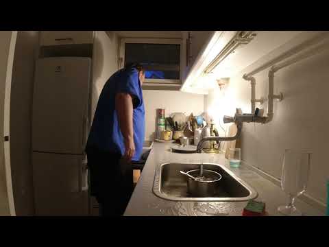 MongoTV_5481 - Mongo Madskole - Frost PIZZA Fra LIDL Med EKSTRA HAVARTI OST