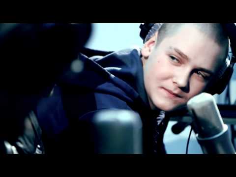 D Masta & Lil'Dave - Alien