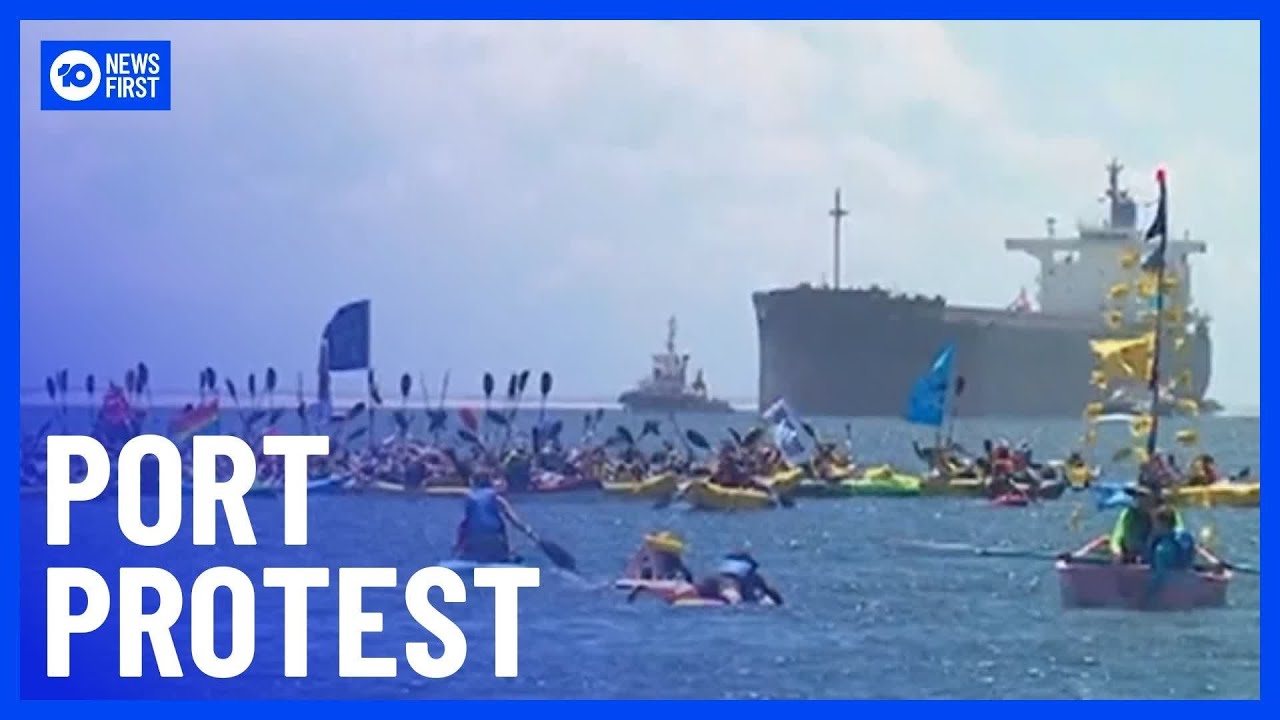 Protesters Block Access to Newcastle Port | 10 News First