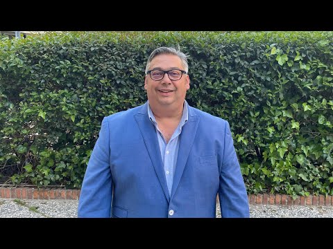 Fran Simón, secretario general de Giro 180: "Es un orgullo que nos comparen con Bukele"