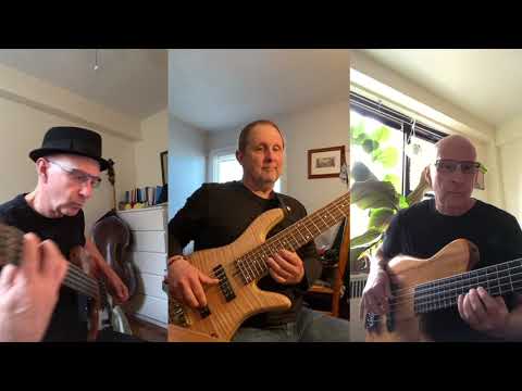 Bach Fuga II / Bass Trio