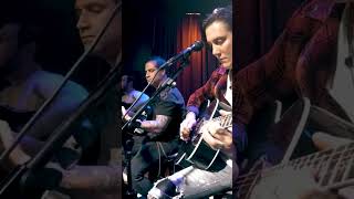 Download lagu Synyster Gates ICONIC part guitar #shorts #a7x #avengedsevenfold #synystergates #chill  #sofaraway mp3