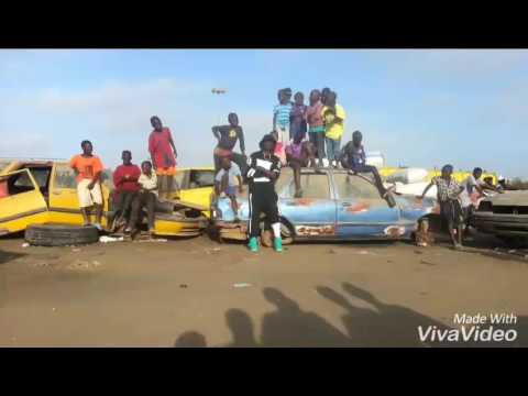 Alex danseur prf Dip Doundou Guiss Youssou Ndour