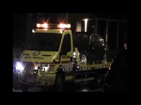 Samochód na torowisku - ulica Hetmańska , Poznań 2013-08-19