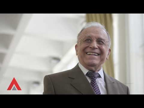 Stiri Mediafax 04 Octombrie - Ion Iliescu a fost internat în spital