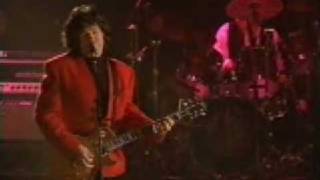 Download lagu Gary Moore Live - Walking by Myself mp3