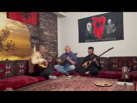 Nje Nuse presin tri Kala - Këndojn  Vllezrit  Xhevat Murati - Reshat Murati - Florim Berisha