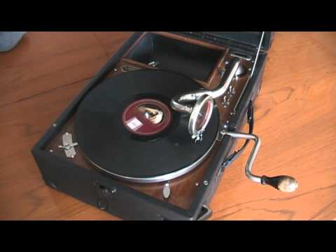 HMV 101 Gramophone, Coon-Sanders Original Nighthawk Orchestra - "Deep Henderson"