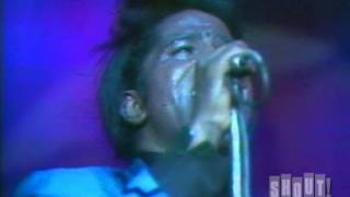 James Brown performs "Cold Sweat" at the Apollo Theater (Live)