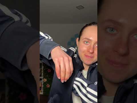 ADVERTISEMENT MOM HAS BANNED DEODORANT?