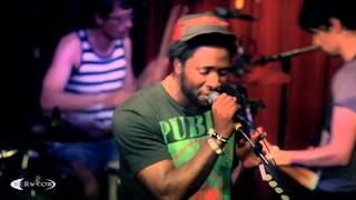 [HD] Bloc Party - Octopus - Live on KCRW 2012