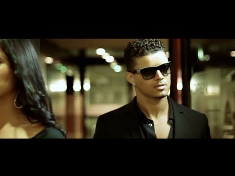 Denis Graça - It's So Hot, feat Mc Me [Official Video]