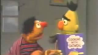 Sesame Street - Ernie &amp; Bert&#39;s Rhyming Game