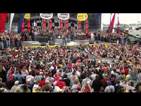 Bon Jovi - Daytona 500 (HD)
