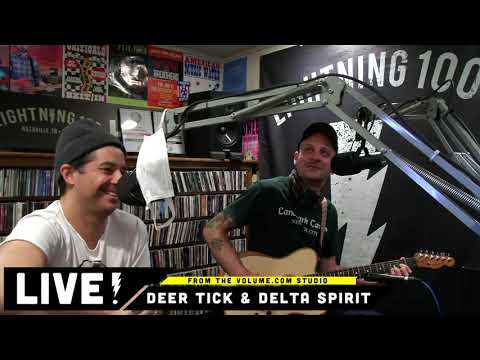 Deer Tick and Delta Spirit performing "Daydreaming" and "Blue Eyes" - Live at Lightning 100