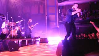 Through the Roses - Future Islands Live October 06 2017