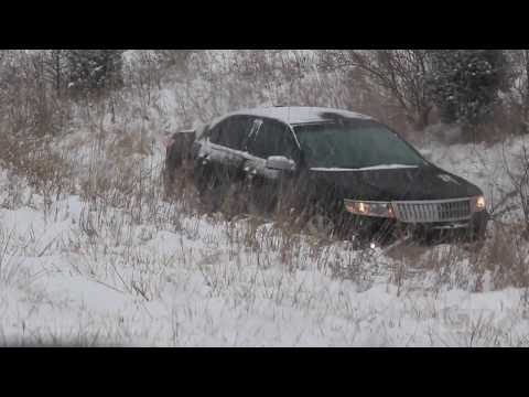 12-15-2019 Topeka, KS - Vehicle Wrecks, Slide-Offs, Snow Plows, Heavy Snow