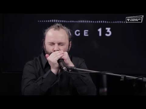 Anna Whirling with Katya Chilly Group