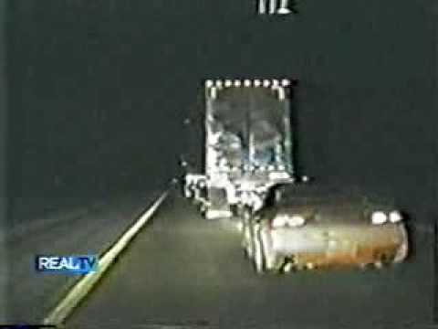 Eighteen Wheeler Rolling Roadblock Stops Police Chase