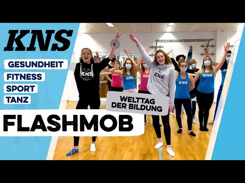 Die KNS präsentiert den Flashmob zum Welttag der Bildung am 24.01.2021 - "Hoch" von Tim Bendzko