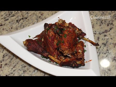 Baked guineafowl with tomato sauce || Pintade braisé