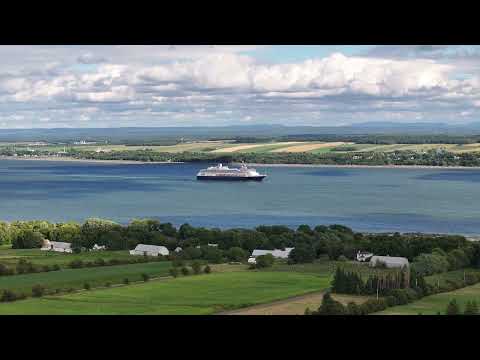 Thumbnail for 25-08-26 Silver Shadow and Volendam Cruise ship in Quebec City, Île d'Orléans Drone Mavic 3 Pro 4K