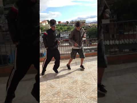 Mc Dg, Mc Gw, Louco de refri - Vai Sarrando Nelas (Dj Tadeu Dj Henrique De Ferraz)