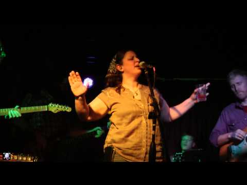 Sarah And The Tall Boys : Friday Night Man