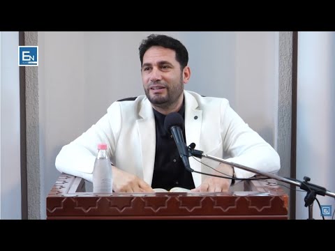 Dy Engjejt qe i rine njeriut ne krahun e djathte dhe te majte. Elvis Naçi