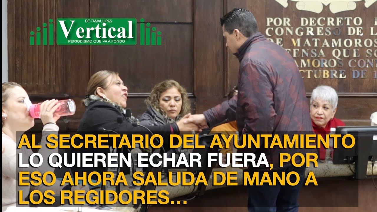 Watch AL SECRETARIO DEL AYUNTAMIENTO LO QUIEREN ECHAR FUERA, POR ESO AHORA SALUDA DE MANO A LOS REGIDORES… Now AL SECRETARIO DEL AYUNTAMIENTO LO QUIEREN ECHAR FUERA, POR ESO AHORA SALUDA DE MANO A LOS REGIDORES…