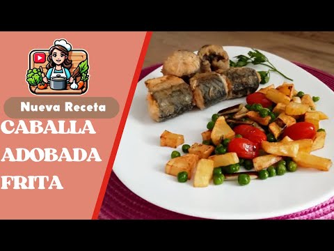 CABALLA adobada frita🐟Con GUARNICIÓN de GUISANTES