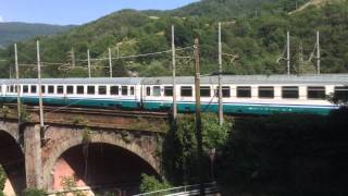 preview picture of video 'InterCity 673 Milano-Livorno @Mignanego'