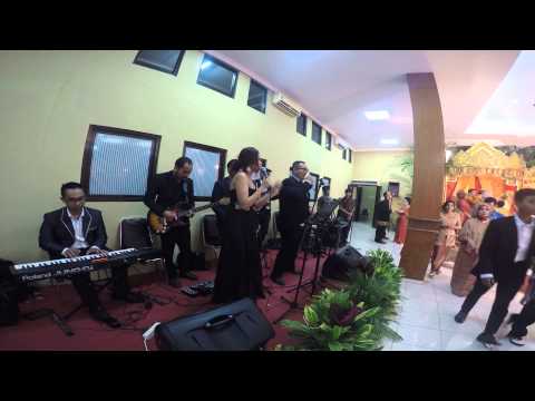 Sky Full of Stars (coldplay) & Unconditionally (katy perry) - UGA & FRIENDS