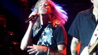 Bucky Covington Fan Party Hold A Woman 6102009