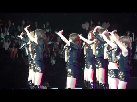 [FANCAM] 120520 소녀시대 (Girls' Generation)- Genie SMTOWN LA 2012